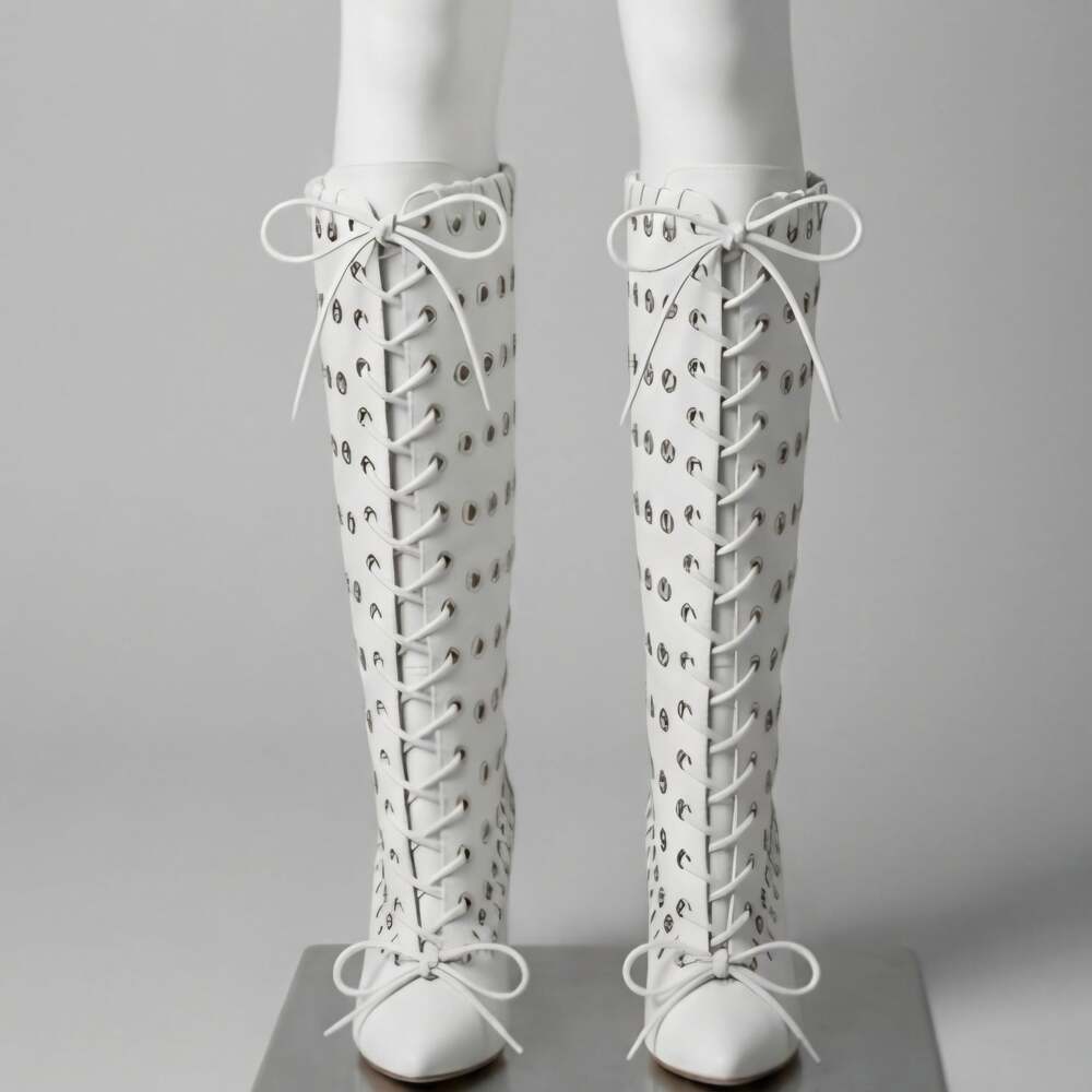 Boot in White with  Grommets